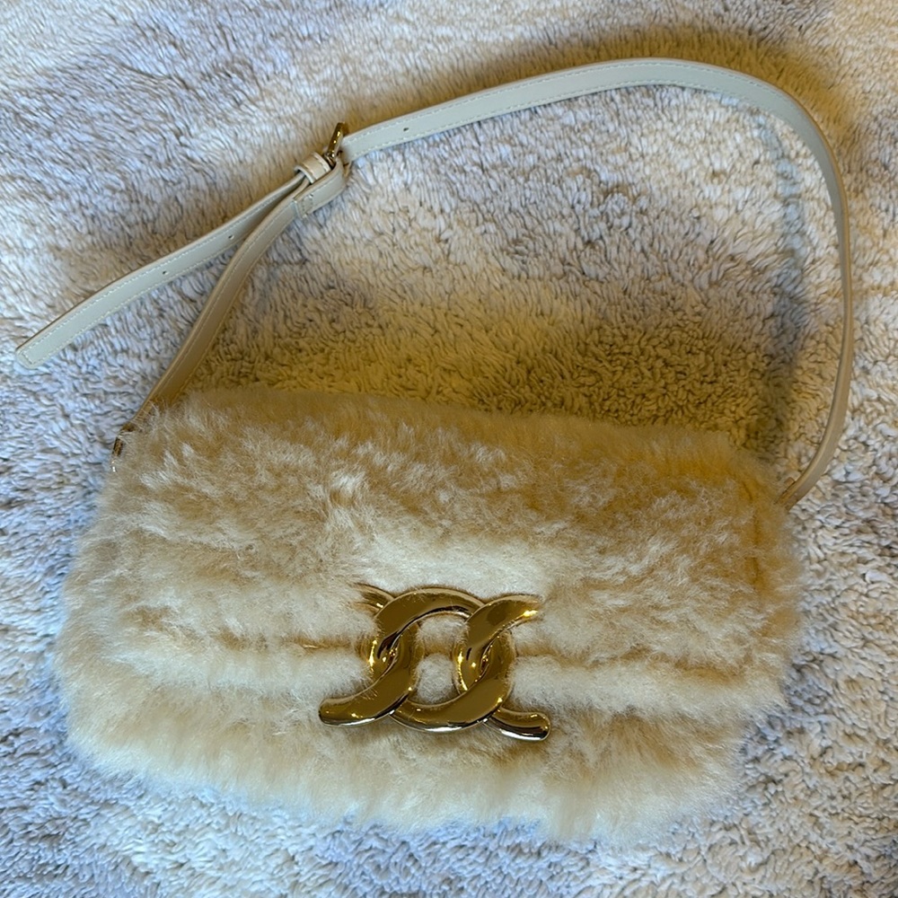 H&M Cream Fur Gold Chain Shoulder Bag